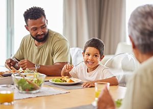 family-sharing-meal-chass-southwest-detroit